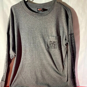 Men’s Harley Davidson pocket Long sleeve Tee.